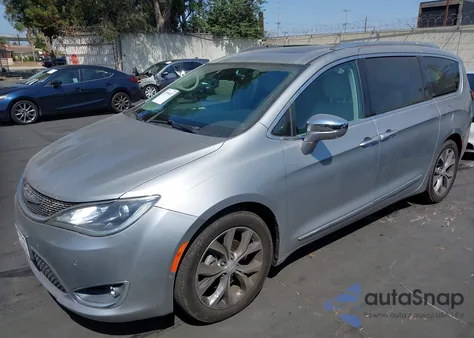 2017 Chrysler Pacifica Limited from USA, damaged, VIN 2C4RC1GGXHR643352